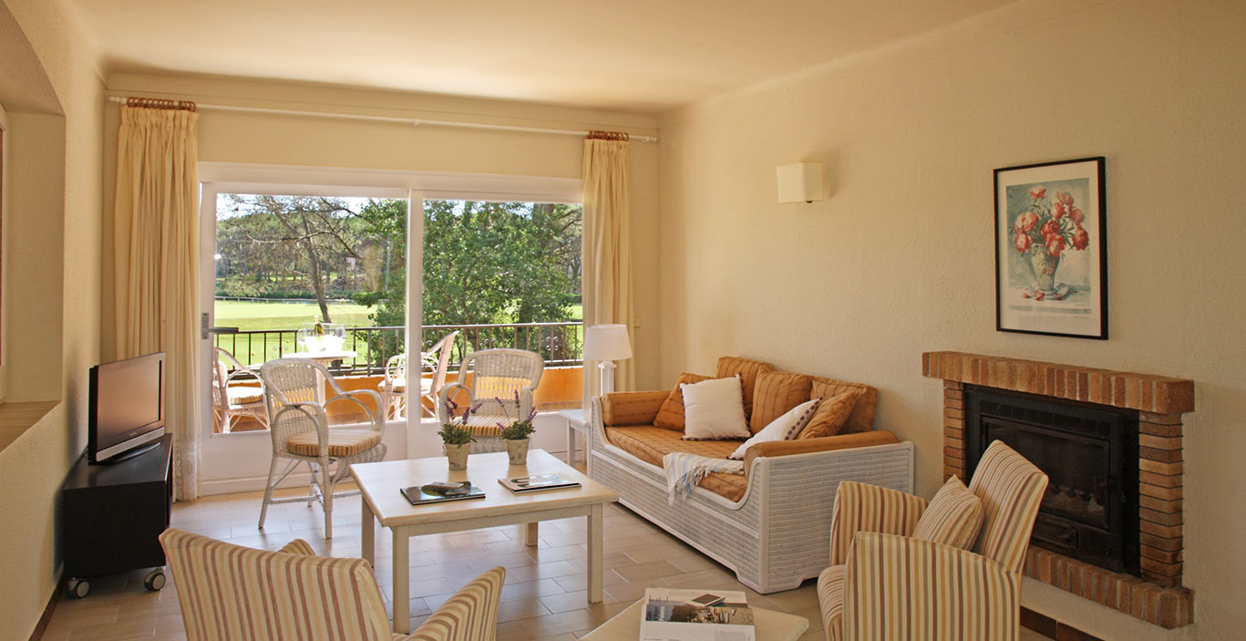 habitacions/villa3-/Villa3_Sala-de-estar_terrazza_2500pxls.jpg