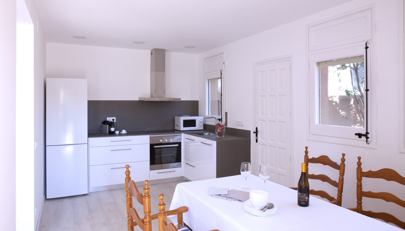 habitacions/villa3-/villa3_cuina_web.jpg